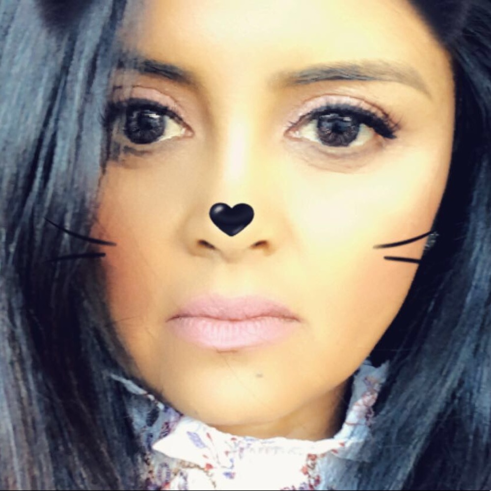 Meet your Posher, Rocio